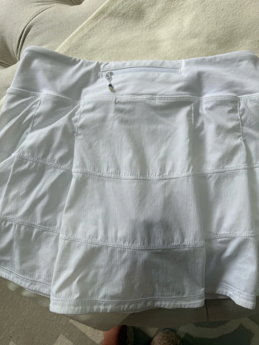 lululemon Pace Rival  White Seam-Detail tennis skirt. 6 Tall.